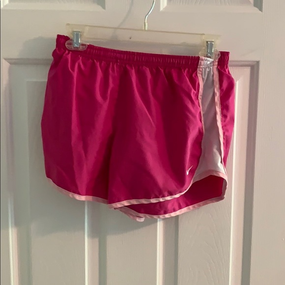 Nike shorts - Picture 1 of 1